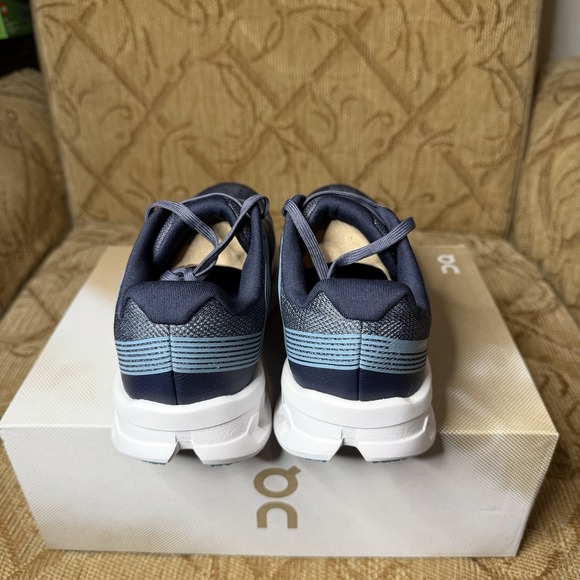 On Cloudgo Women's Iron / Frost Size 6.5 NIB! - Picture 5 of 7